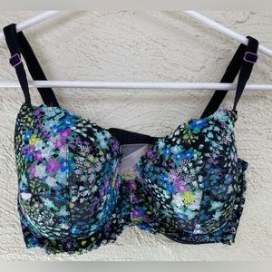 Victoria’s Secret Dream Angels Demi 34DD Bra. Floral lace
